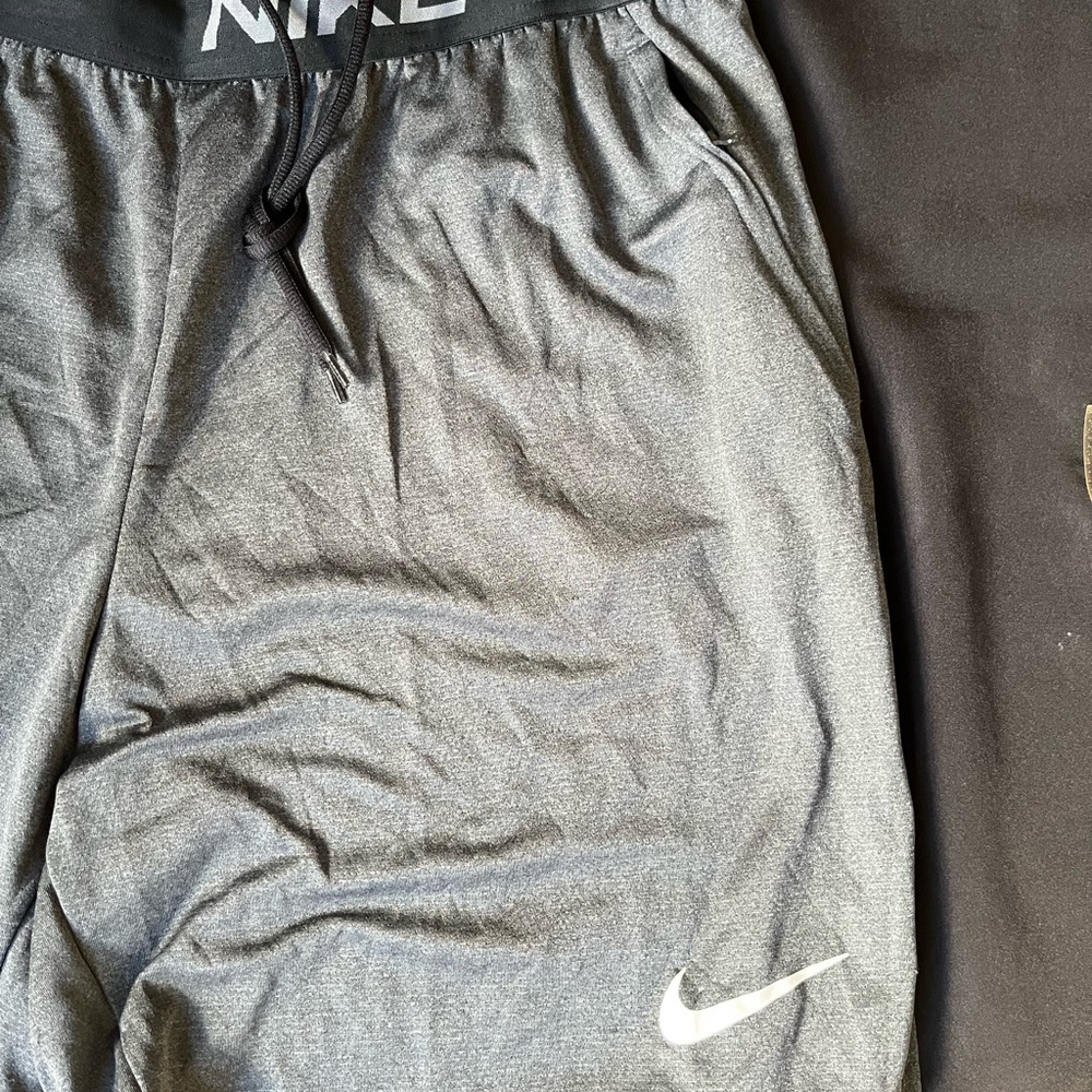 NWOT Nike Dri-Fit Training Short Basketball Size...Extra Large & XX Large - Picture 5 of 8